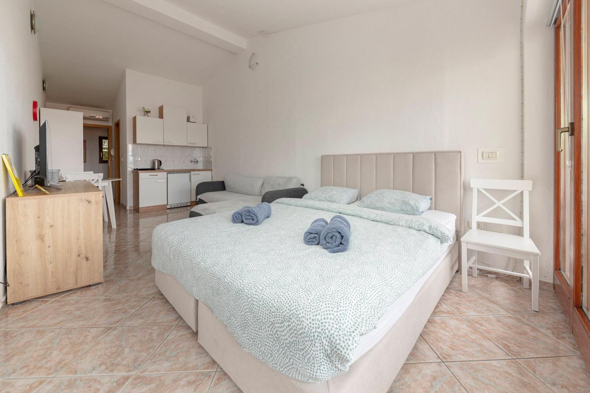 Apartma Gaja Koper Exteriör bild